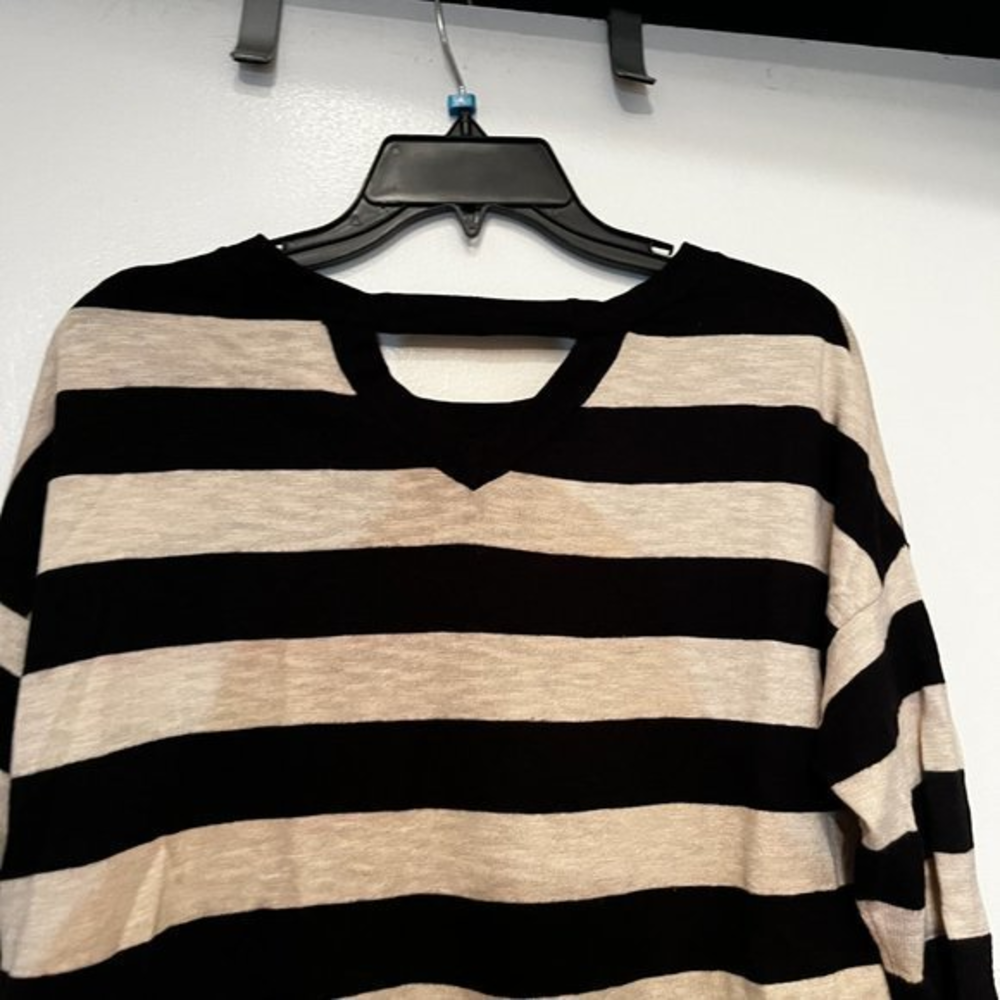 White + Warren Striped Top Size XS (Previously Worn)